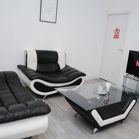 שפילד Cosy Ensuite Bedroom I 5Min Walk From Bramall Lane Stadium מראה חיצוני תמונה